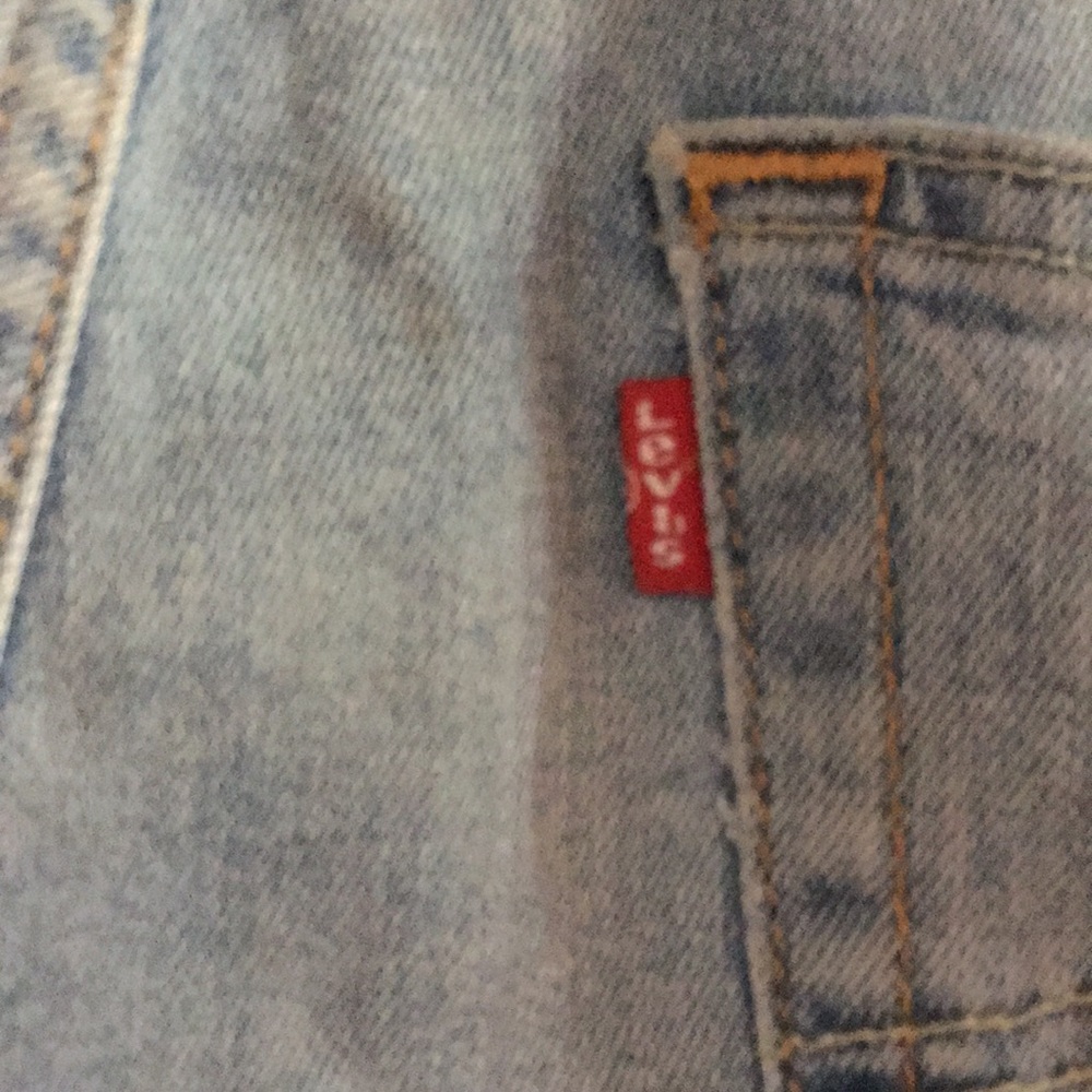 Levi’s pants - Picture 2 of 2